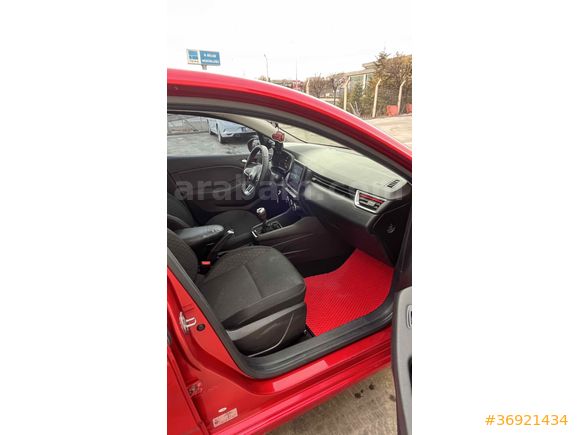 Sahibinden Renault Clio 1.0 TCe Touch 2023 Model 