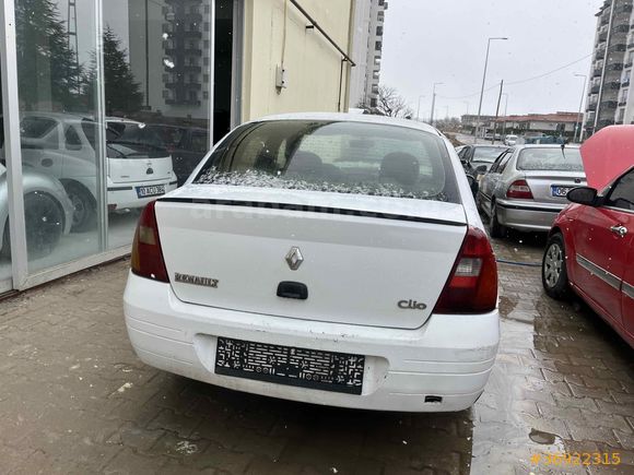 Galeriden Renault Clio 1.4 2001 Model Malatya