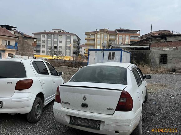 Galeriden Renault Clio 1.4 2001 Model Malatya
