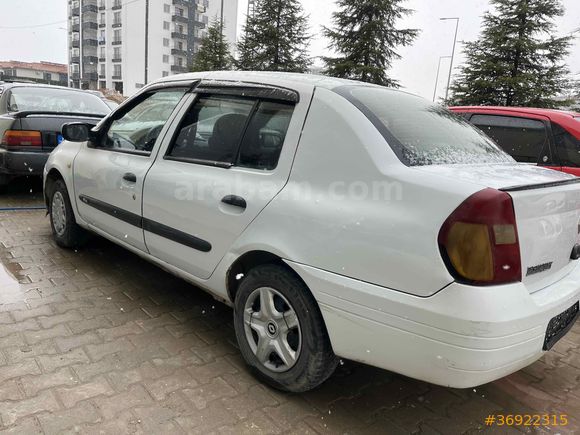 Galeriden Renault Clio 1.4 2001 Model Malatya