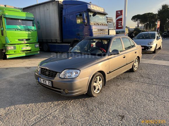 Sahibinden Hyundai Accent 1.6 Admire 2004 Model  370.000 km Füme