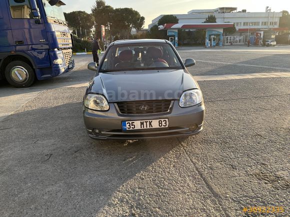 Sahibinden Hyundai Accent 1.6 Admire 2004 Model  370.000 km Füme