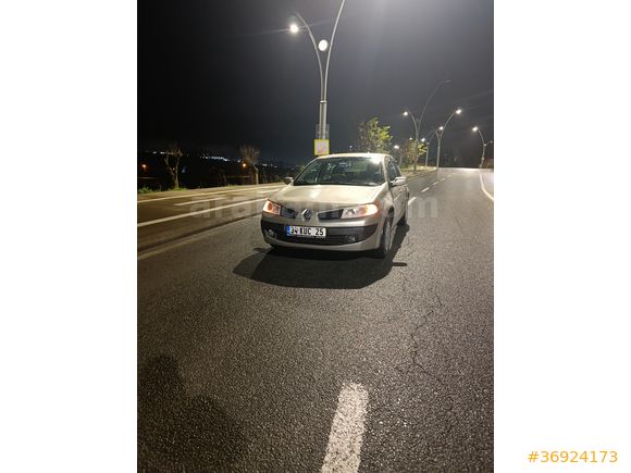 Sahibinden Renault Megane 1.5 dCi Dynamique 2007 Model  415.000 km Bej