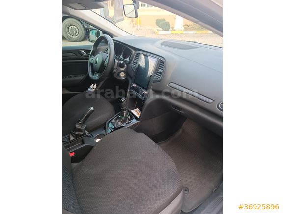 Sahibinden Renault Megane 1.3 TCe Joy 2020 Model