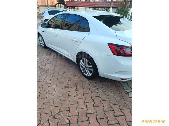 Sahibinden Renault Megane 1.3 TCe Joy 2020 Model