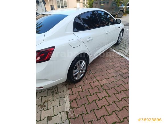 Sahibinden Renault Megane 1.3 TCe Joy 2020 Model