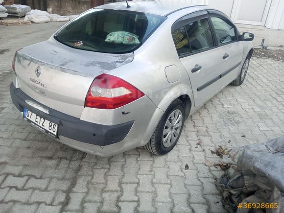Sahibinden Renault Megane 1.4 Authentique 2006 Model