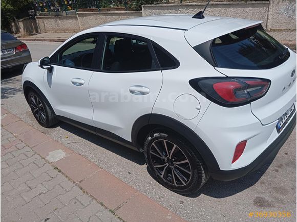 Bayan öğretmenden Ford Puma 1.0 EcoBoost Style 2023 Model