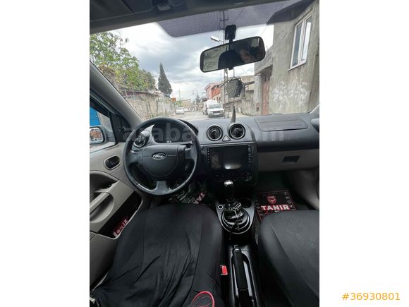 Sahibinden Ford Fiesta 1.4 Ghia 2005 Model Kahramanmaraş 194.000 km Bej arab hasar kayıtlı 18 bin
Ağar hasarlıdır  farlar değişti yeni
