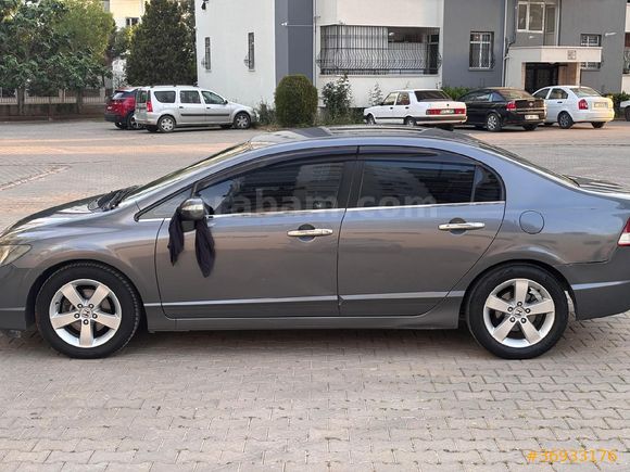 Sahibinden Honda Civic 1.6 i-VTEC Premium 2011 Model