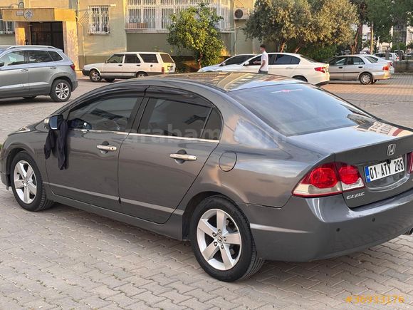 Sahibinden Honda Civic 1.6 i-VTEC Premium 2011 Model