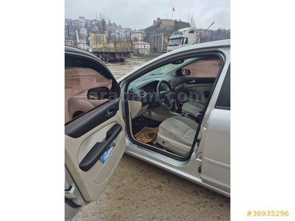 Sahibinden Ford Focus 1.6 TDCi Ghia 2007 Model