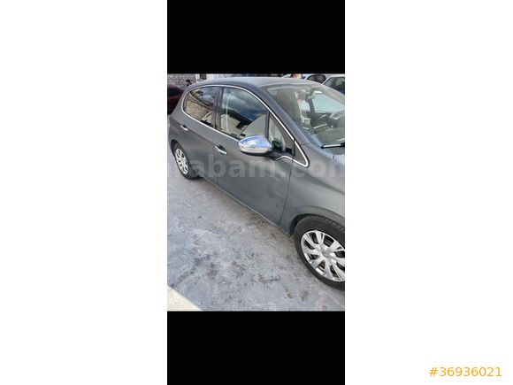 Sahibinden Peugeot 208 1.2 VTi Active 2015 Model 