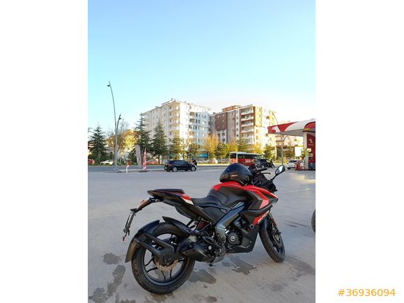 Garantili Hasarsız temiz Sahibinden Bajaj Pulsar 200 RS