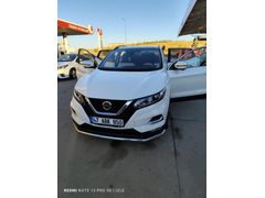 MEMURDAN Sahibinden Nissan Qashqai 1.3 DIG-T Sky Pack Plus 2021 Model