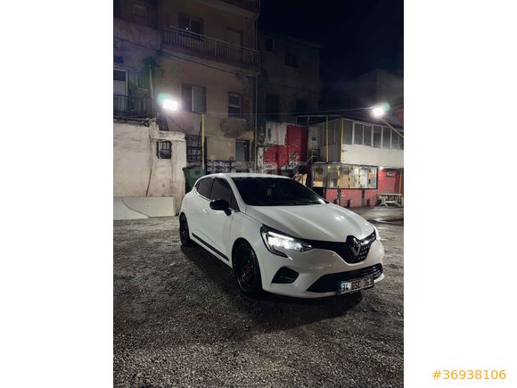 Sahibinden Renault Clio 1.0 SCe Joy 2023 Model 