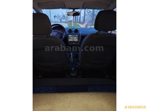 Sahibinden Ford Fiesta 1.4 Comfort 2005 Model Kocaeli