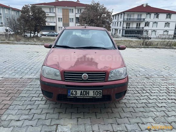 Öğretmenden etiketleri üzerinde orijinal düşük kilometreli Fiat Punto 1.3 Multijet Dynamic 2005 Model Kütahya