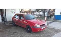 Sahibinden Ford Fiesta 1.4 16 valf benzin lpgli Fun 2000 Model klima aktif buz gibi