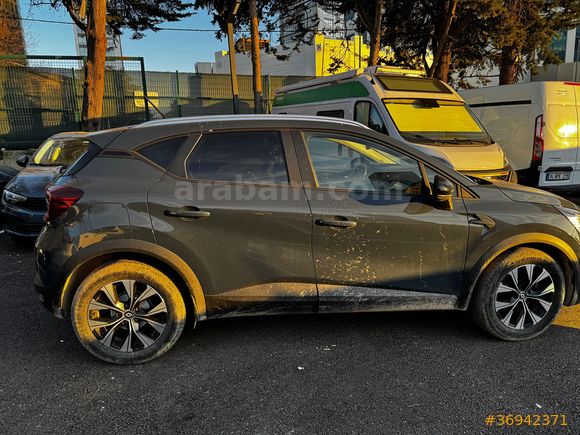 Sahibinden Renault Captur 1.3 TCe Touch 2023 Model 