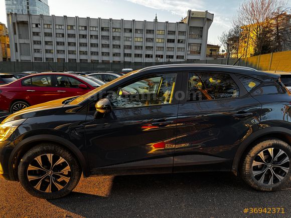 Sahibinden Renault Captur 1.3 TCe Touch 2023 Model 