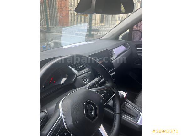 Sahibinden Renault Captur 1.3 TCe Touch 2023 Model 