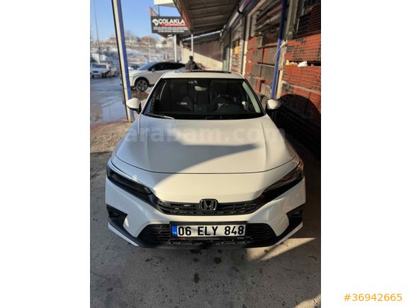 Sahibinden Honda Civic 1.5 i-VTEC Eco Elegance 2022 Model  43.000 km Beyaz