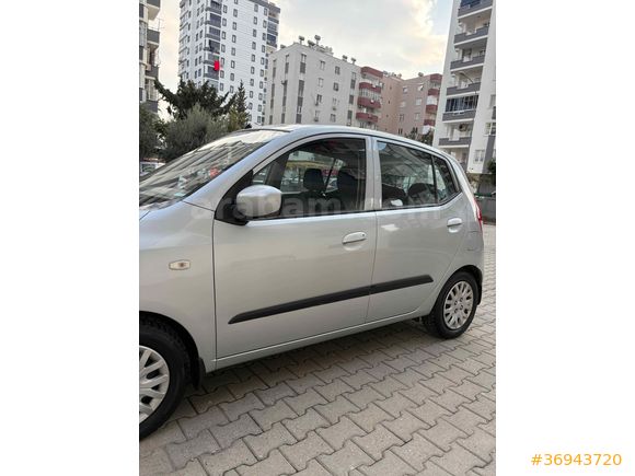 Sahibinden Hyundai i10 1.1 Select 2010 Model 