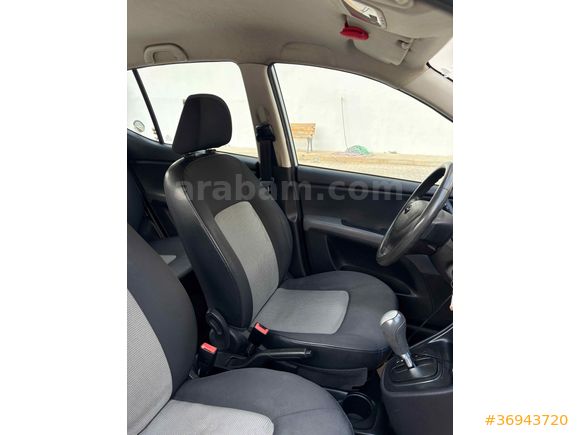 Sahibinden Hyundai i10 1.1 Select 2010 Model 