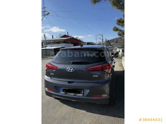 Sahibinden Hyundai i20 PANORAMA 1.4 CRDi Style 2015 Model 