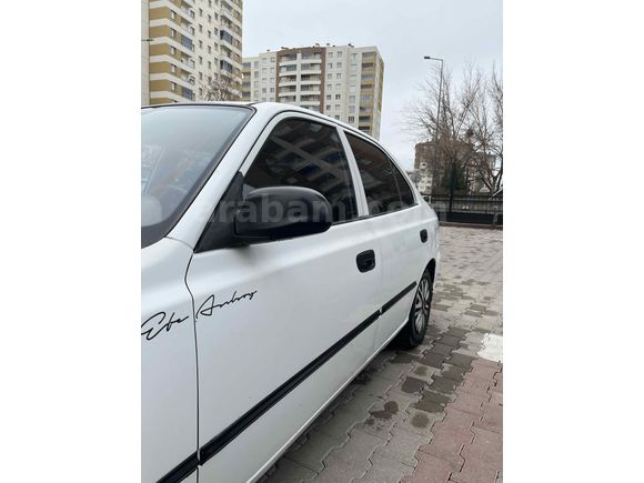 Sahibinden Hyundai Accent 1.3 LX 2001 Model 