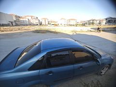 Sahibinden Ford Focus 1.6 Comfort 2004 Model  260.000 km Mavi