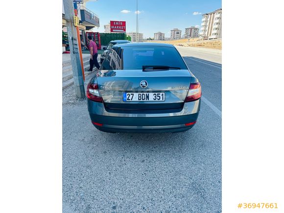Sahibinden Skoda Octavia 1.6 TDI Style 2017 Model