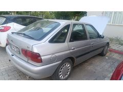 Sahibinden Ford Escort 1.6 Ghia 1998 Model