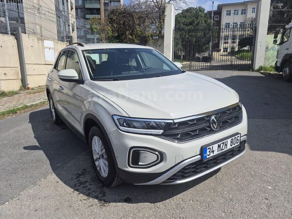 Sahibinden Volkswagen T-Roc 1.5 TSI Life 2025 Model Yetkili Servisi Bakımlı