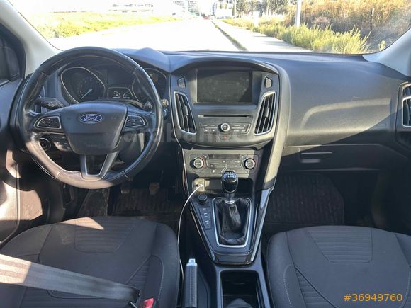 ORJİNAL HATASIZ  Ford Focus 1.0 GTDi Titanium 2015 Model 