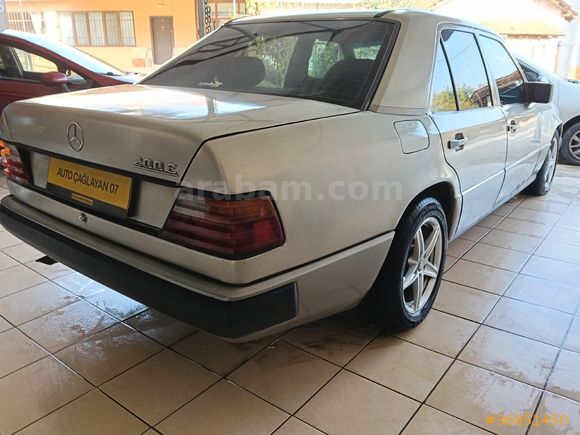 Mercedes - Benz 200 E 1987 TAKASLI 280.000 TL
