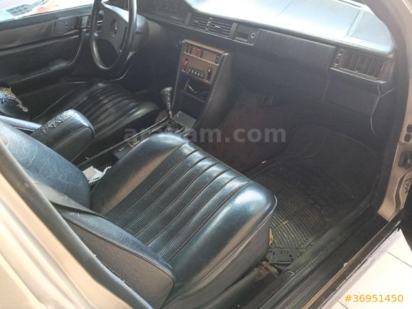 Mercedes - Benz 200 E 1987 TAKASLI 280.000 TL