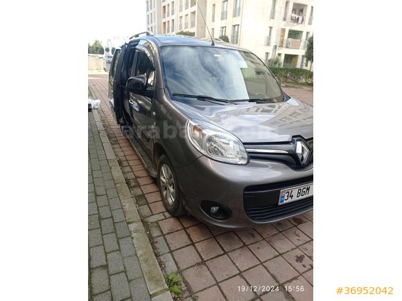 Sahibinden Renault Kangoo Multix 1.5 dCi Touch 2017 Model