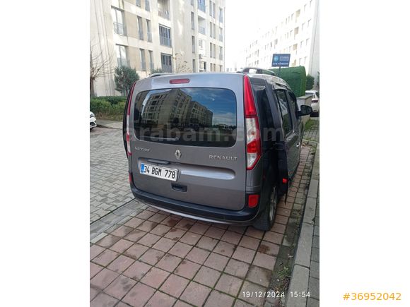 Sahibinden Renault Kangoo Multix 1.5 dCi Touch 2017 Model