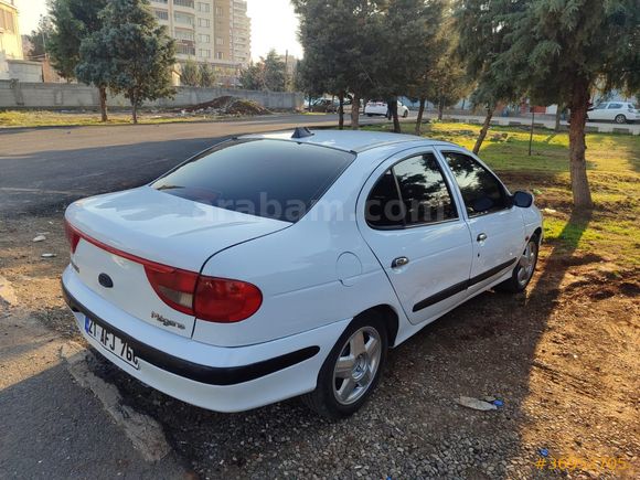 Sahibinden Renault Megane 1.6 RTE 2000 Model