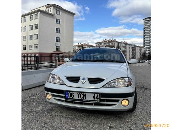 Sahibinden Renault Megane 1.6 RTA 2000 Model 