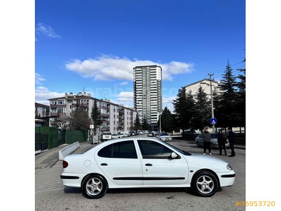 Sahibinden Renault Megane 1.6 RTA 2000 Model 