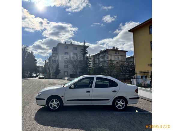 Sahibinden Renault Megane 1.6 RTA 2000 Model 