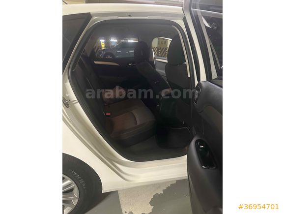 Sahibinden Citroen C4 1.6 e-HDi Confort Plus 2012 Model  218.000 km Beyaz