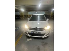 Sahibinden Citroen C4 1.6 e-HDi Confort Plus 2012 Model  218.000 km Beyaz