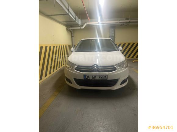 Sahibinden Citroen C4 1.6 e-HDi Confort Plus 2012 Model  218.000 km Beyaz