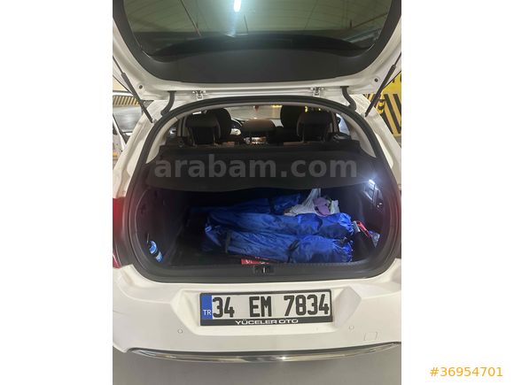 Sahibinden Citroen C4 1.6 e-HDi Confort Plus 2012 Model  218.000 km Beyaz