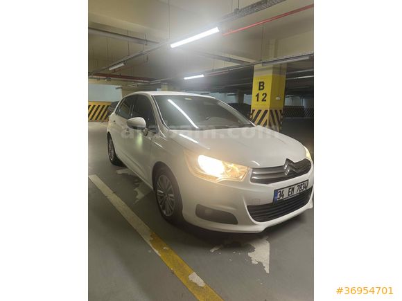 Sahibinden Citroen C4 1.6 e-HDi Confort Plus 2012 Model  218.000 km Beyaz