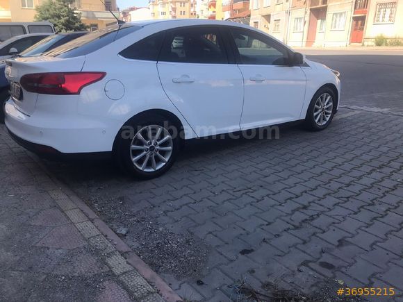 Sahibinden Ford Focus 1.6 TDCi Titanium 2014 Model  94500 km Beyaz